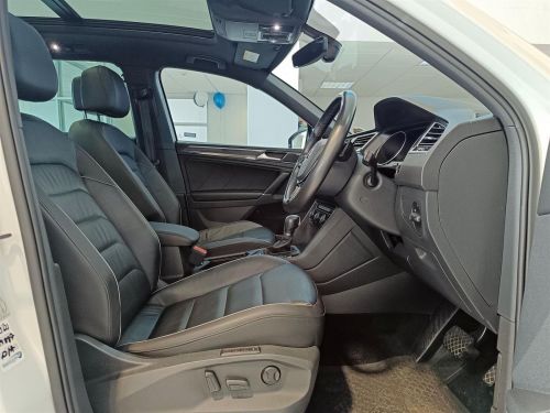 Volkswagen Tiguan 2.0TDI HighLine R-Line in Botswana
