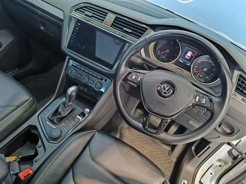 Volkswagen Tiguan 2.0TDI HighLine R-Line in Botswana