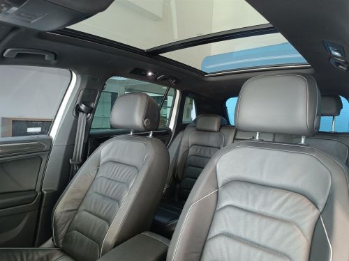 Volkswagen Tiguan 2.0TDI HighLine R-Line in Botswana