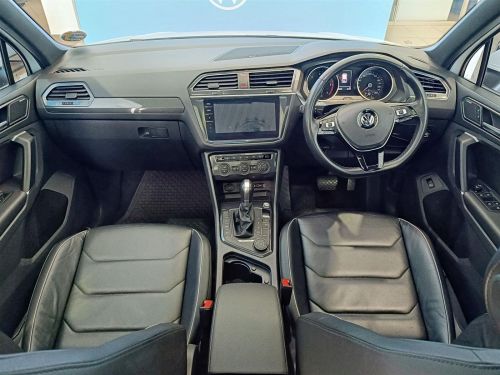 Volkswagen Tiguan 2.0TDI HighLine R-Line in Botswana