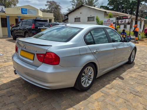 BMW 325i in Botswana