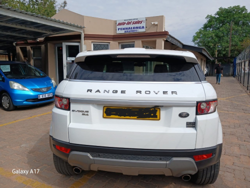 Land Rover RANGE ROVER EVOQUE S14 in Botswana