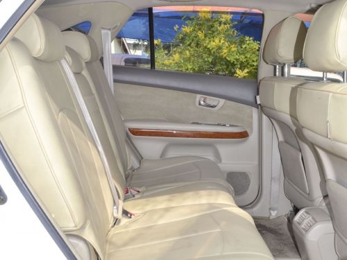 Toyota Harrier 300G in Botswana