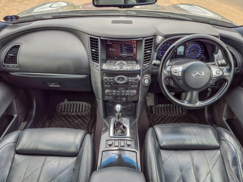 Infiniti FX50S PRM in Botswana