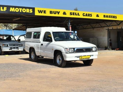 Toyota Hilux 1RZ in Botswana