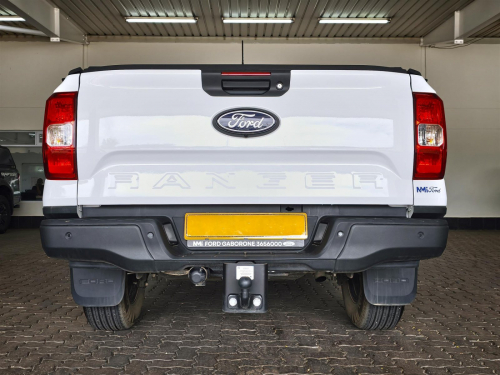 Ford Ranger XL 2.0L A/T in Botswana