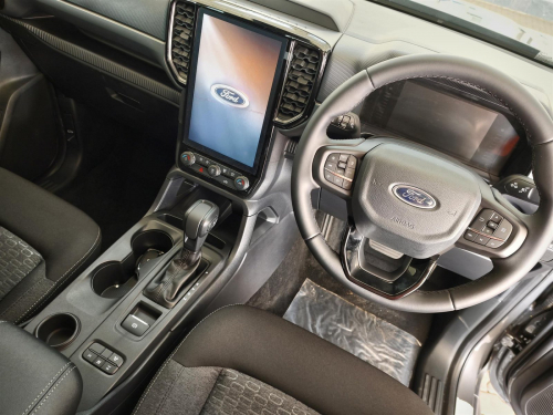 Ford Ranger XL 2.0L A/T in Botswana