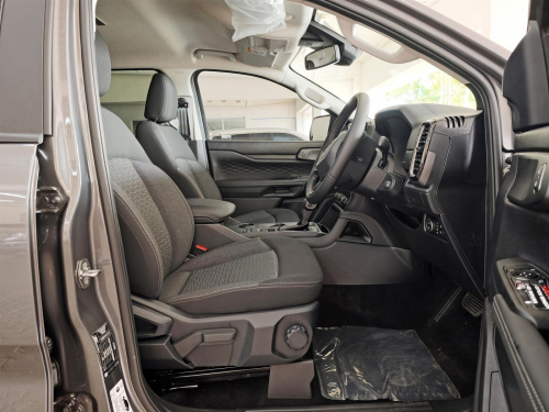 Ford Ranger XL 2.0L A/T in Botswana