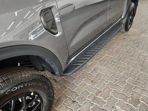 Ford Ranger XL 2.0L A/T in Botswana