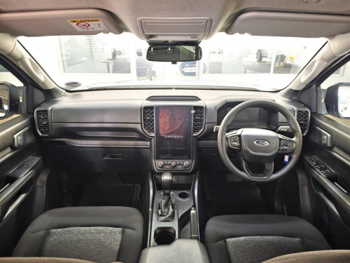 Ford Ranger XL 2.0L A/T in Botswana