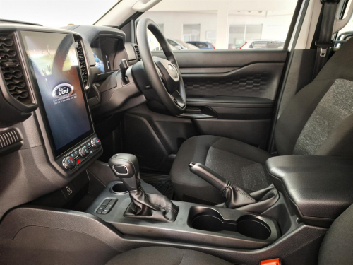 Ford Ranger XL 2.0L A/T in Botswana