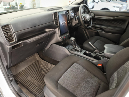 Ford Ranger XL 2.0L A/T in Botswana