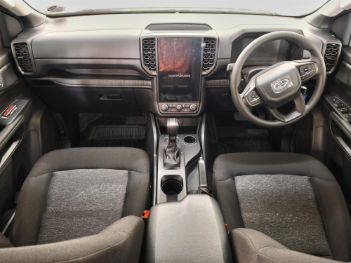 Ford Ranger XL 2.0L A/T in Botswana