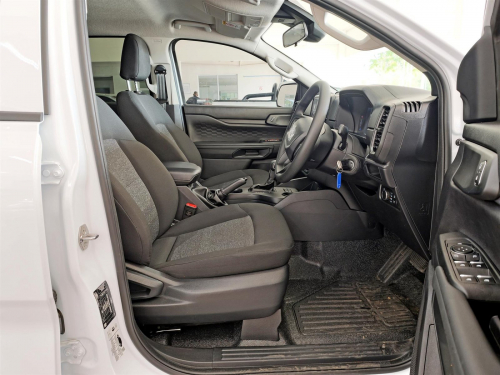 Ford Ranger XL 2.0L A/T in Botswana