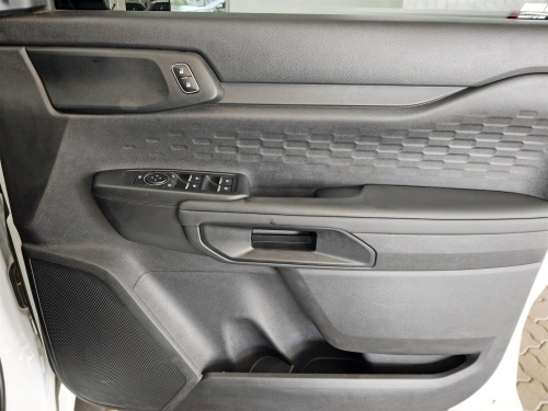 Ford Ranger XL 10 Speed 2.0L A/T in Botswana