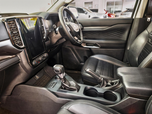 Ford Ranger XLT 4x4 2.0L A/T in Botswana