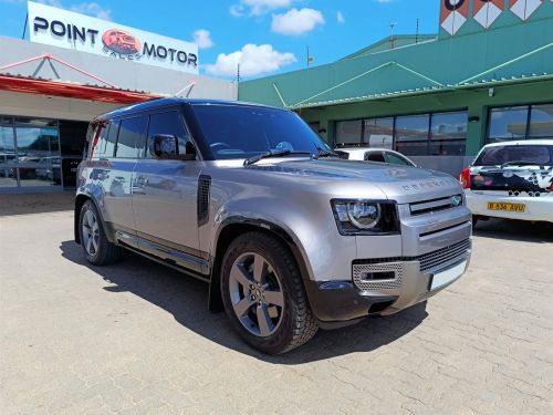 Land Rover Defender 110 3.0L in Botswana