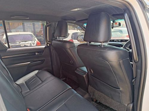 Toyota Hilux Legend 50 2.8GD-6 4x4 A/T in Botswana