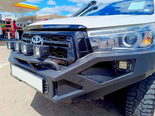 Toyota Hilux Legend 50 2.8GD-6 4x4 A/T in Botswana