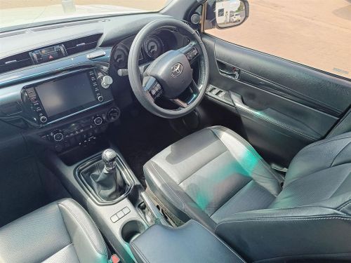 Toyota Hilux Legend 50 2.8GD-6 4x4 A/T in Botswana