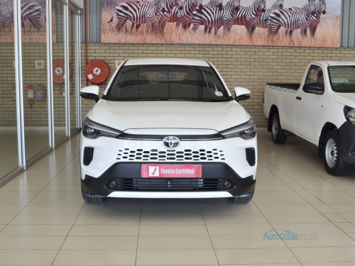 Toyota Corolla Cross 1.8 XS HEV A/T in Botswana