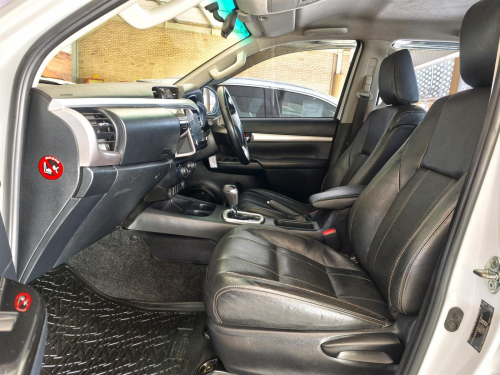 Toyota Hilux Raider 2.8GD-6 A/T 4x2 in Botswana