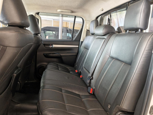 Toyota Hilux Raider 2.8GD-6 A/T 4x2 in Botswana
