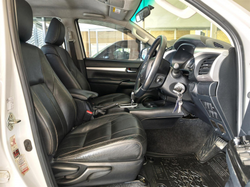 Toyota Hilux Raider 2.8GD-6 A/T 4x2 in Botswana