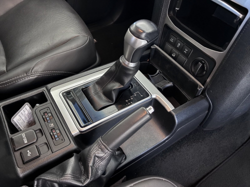 Toyota Land Cruiser  PRADO 2.8 GD-6 TX in Botswana