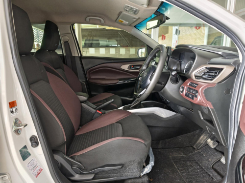 Toyota Starlet Cross 1.5XR A/T in Botswana