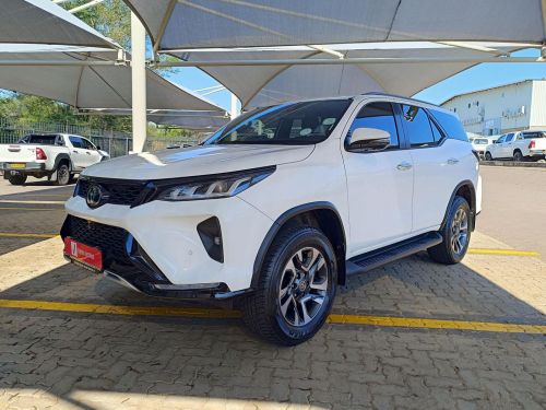 Pre-owned Toyota Fortuner 2.8 GD6 VX 4x4 AT for sale in 