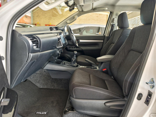 Toyota Hilux Raider 2.4GD-6 4x4 in Botswana