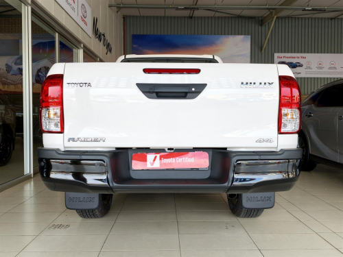 Toyota Hilux Raider 2.4GD-6 4x4 in Botswana