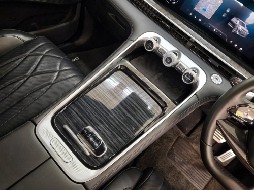Omoda C9 Explorer AWD 400T in Botswana