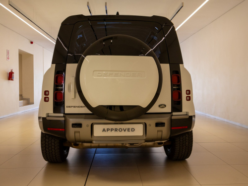 Land Rover Defender 110 D300 221KW AWD X Dynamic SE in Botswana