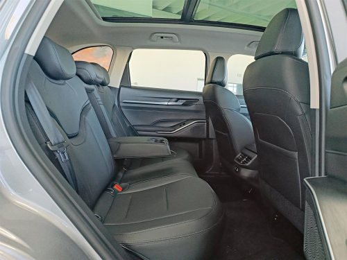Haval H6 1.5T HEV DHT Ultra Luxury in Botswana