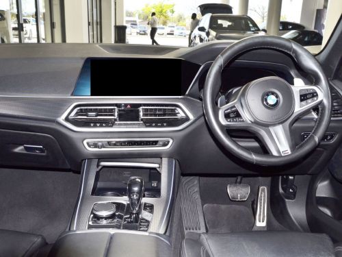 BMW X5 XDrive 30D in Botswana