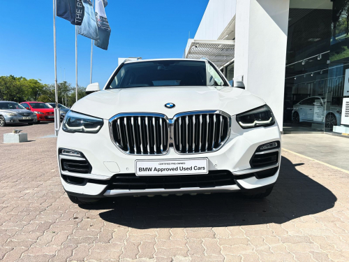 BMW X5 xDrive30d in Botswana