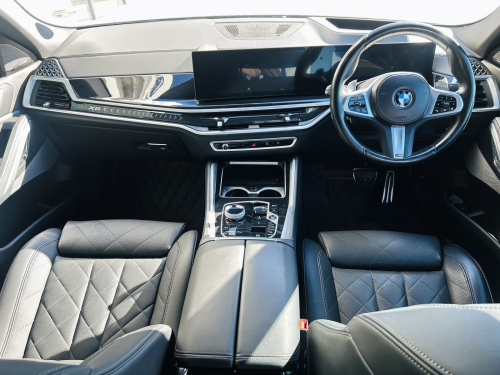 BMW X6 xDrive30d in Botswana