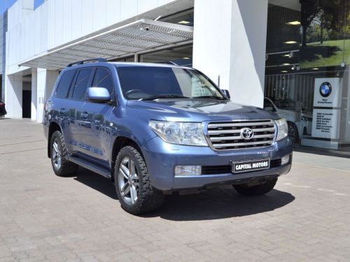 Toyota Land Cruiser 200 Series VX V8 in Botswana