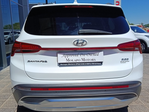 Hyundai Santa Fe R2.2 Executive in Botswana
