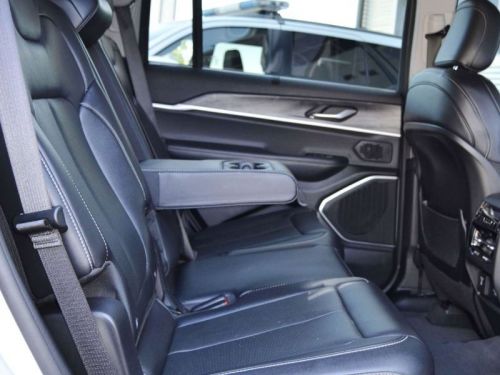 Jeep Grand Cherokee Limited - 4x4 - 8 AT in Botswana