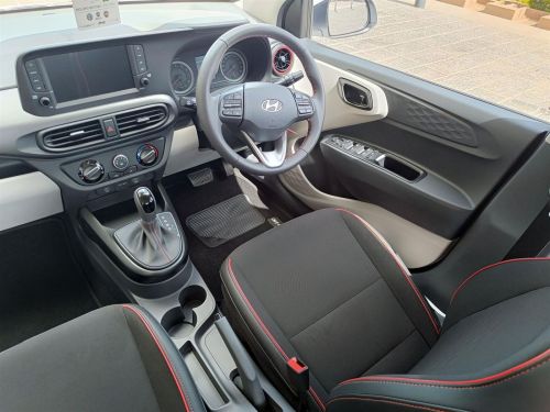 Hyundai Grand i10 1.2 Executive Sedan in Botswana