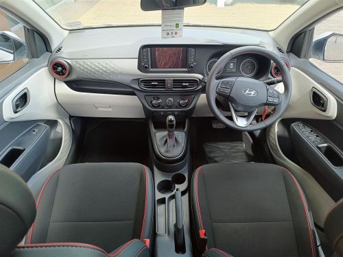 Hyundai Grand i10 1.2 Executive Sedan in Botswana