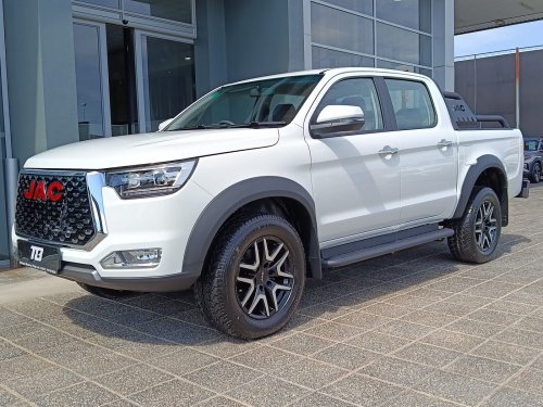 JAC T8 D/Cab 2.0 CTi 4x4 LUX in Botswana