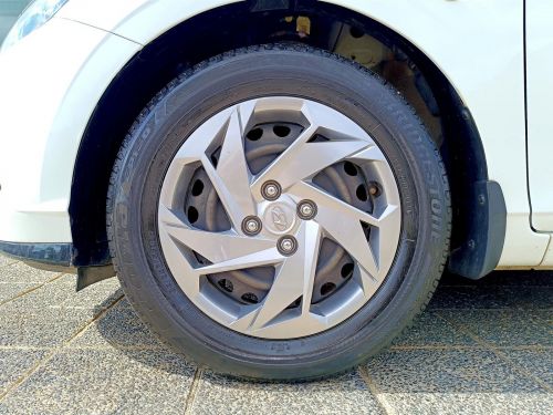 Hyundai i20 1.2L Motion in Botswana