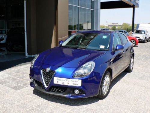 Alfa Romeo Giulietta TCT Super in Botswana
