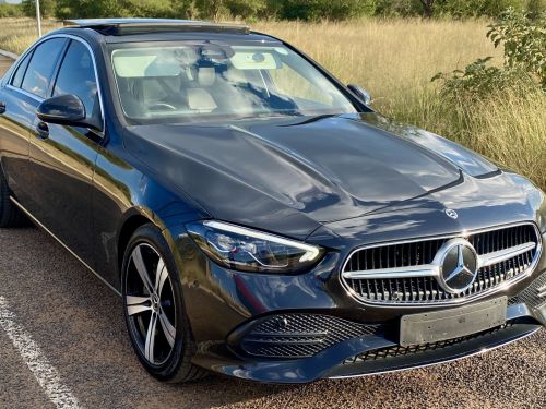 Pre-owned Mercedes-Benz C220d for sale in 