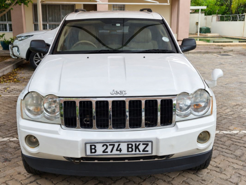 Pre-owned Jeep Grand Cherokee Limited 4.7 V8 4x4 for sale in 