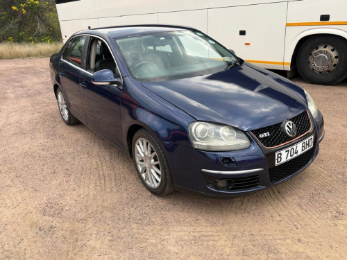 Pre-owned Volkswagen JETTA for sale in 